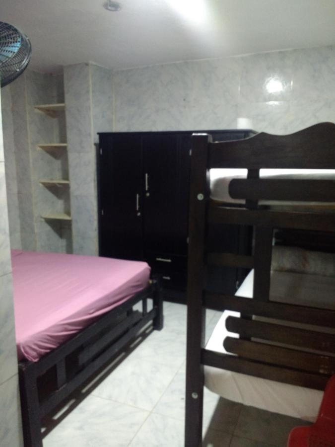 Hostal Fareb Cartagena Exterior photo